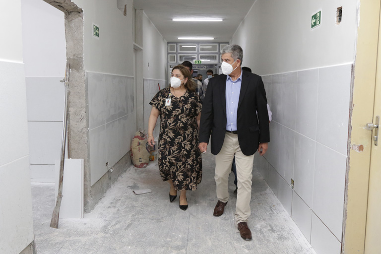 Secretário de Saúde faz visitas técnicas a hospitais da rede