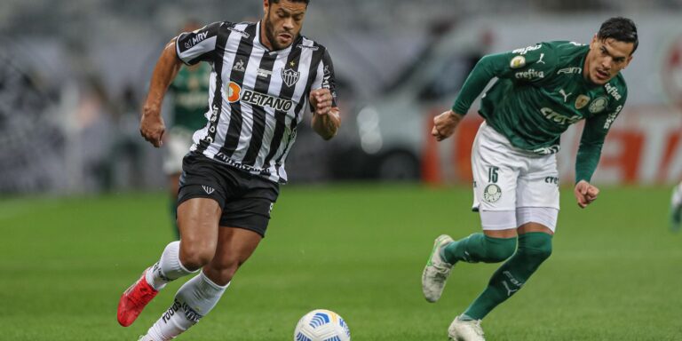 Palmeiras encara Atlético-MG, líder isolado do Brasileirão, em SP