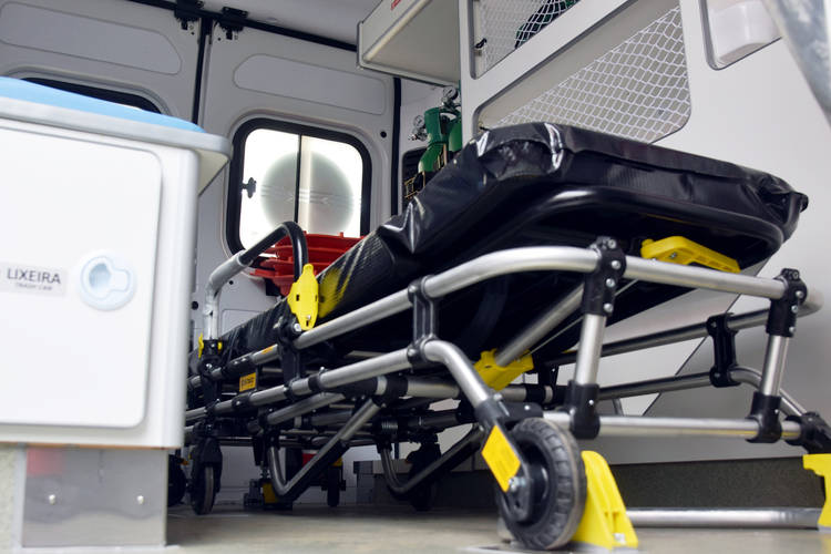 Alunos da UEM desenvolvem aplicativo para comunicação entre hospitais e ambulâncias do Samu