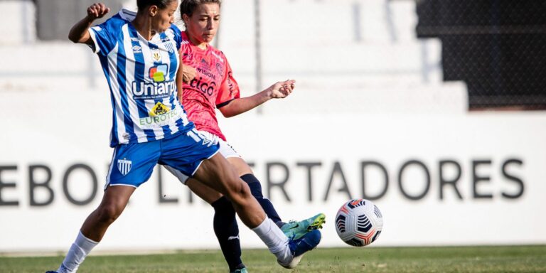 Avaí/Kindermann vence e avança às quartas da Libertadores Feminina