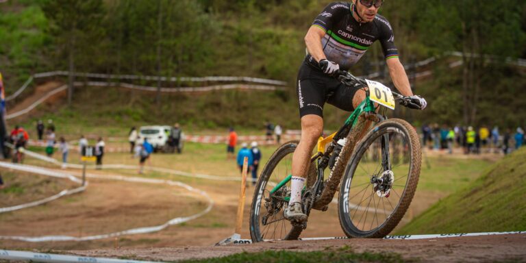 Mountain bike: Henrique Avancini conquista título Brasileiro