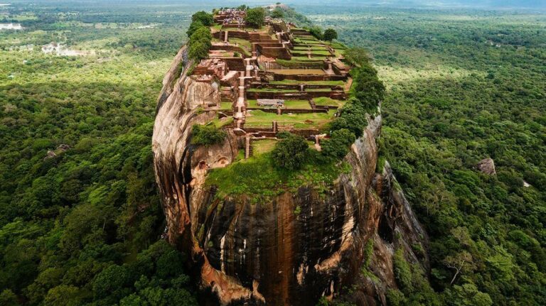 Reino perdido de Sigiriya tem mais de 1600 anos e passou 3 séculos abandonado