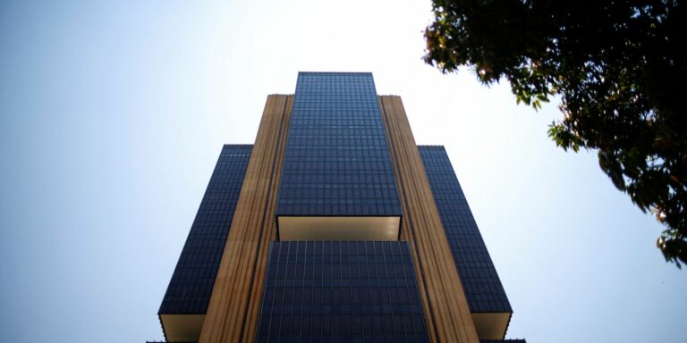 Copom eleva juros básicos da economia para 10,75% ao ano