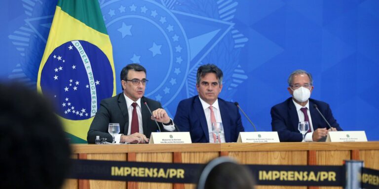 OCDE formaliza convite para início da adesão do Brasil à organização