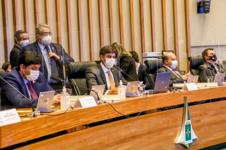 Apoio de distritais para aprovar a Luos em 2022