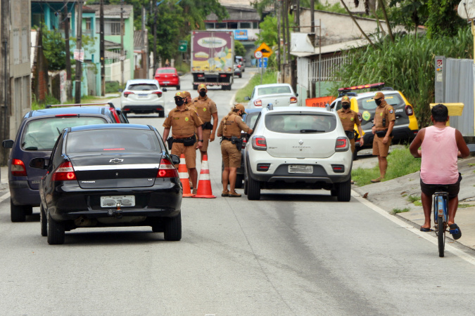 Polícia Militar realiza bloqueios no Litoral para prevenir e combater crimes na região