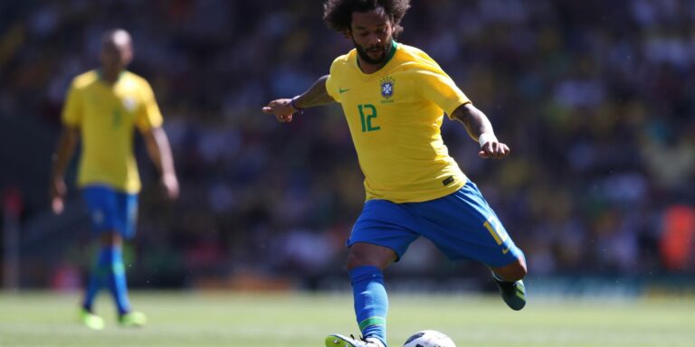 Olympiacos anuncia acerto com o brasileiro Marcelo