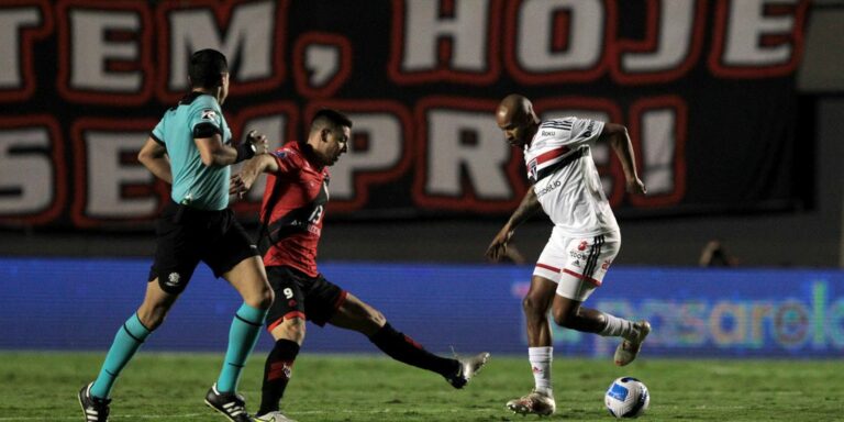 Sul-Americana: Atlético-GO abre vantagem sobre São Paulo na semifinal