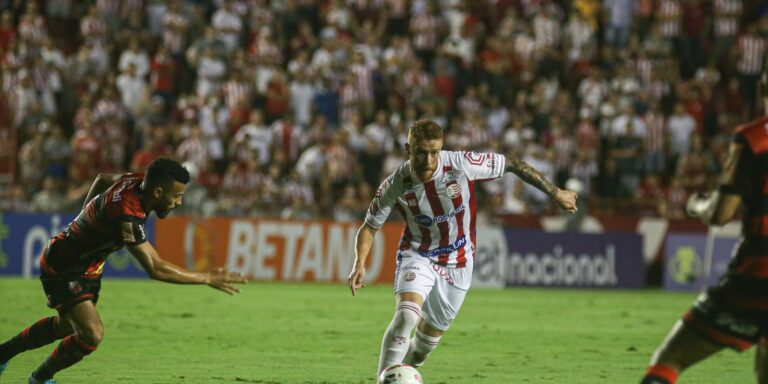 Náutico encerra jejum e bate Ituano, melhor do returno da Série B