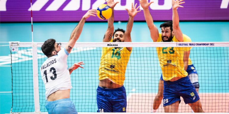 Brasil despacha Argentina e se classifica à semi do Mundial de Vôlei
