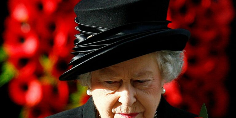 Rainha Elizabeth II morre aos 96 anos na Escócia