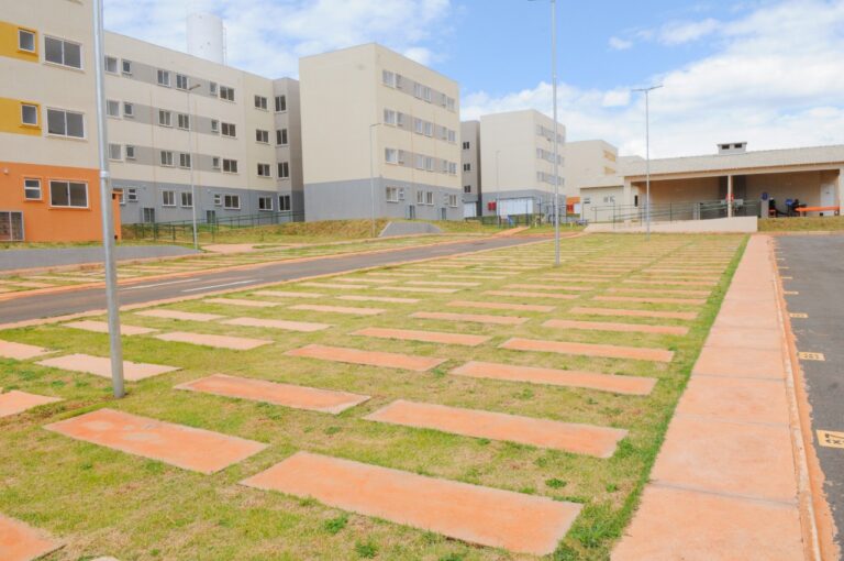 Moradia será presente de Natal para 2,8 mil pessoas