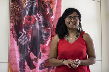 Brasília (DF) 08-04-2023 -  A Coordenadora do Pronasci, Tamires Sampaio posa para fotografia em seu gabinete no Ministério da Justiça, após entrevista para Agência Brasil.  
Foto: Joédson Alves/Agência Brasil