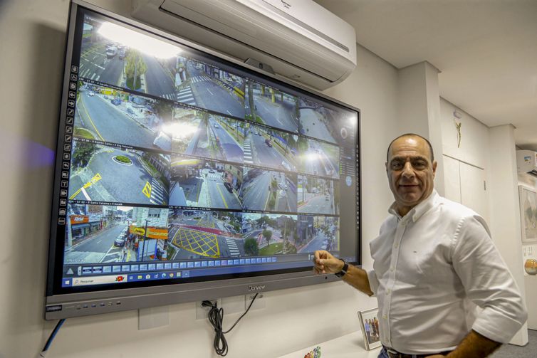 São Caetano do Sul (SP) 13/12/2023 - Prefeitura da cidade iniciou o programa Tarifa Zero para o transporte publico, com passagens gratuitas para os usuários . Prefeito José Auricchio.
Foto: Paulo Pinto/Agência Brasil