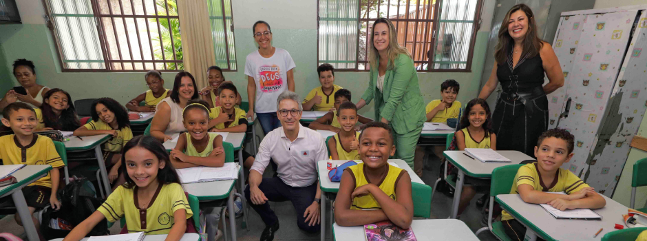 Governo de Minas anuncia programa “Wi-fi nas Escolas” para todo o estado