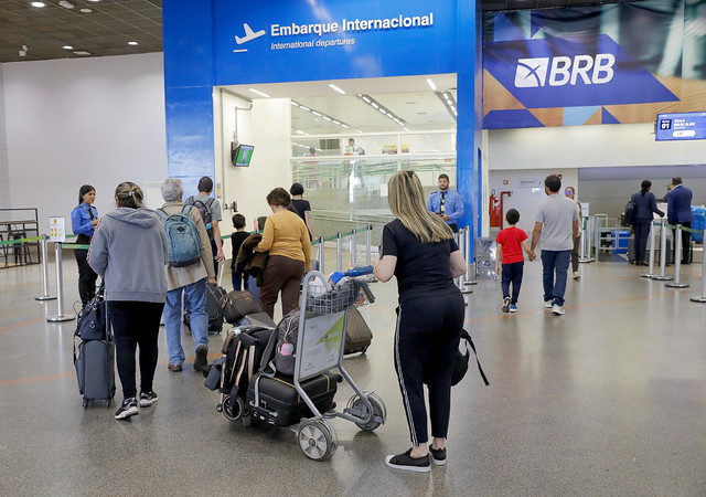 28/03/2024 - Colômbia é o próximo país a ter voo direto saindo de Brasília