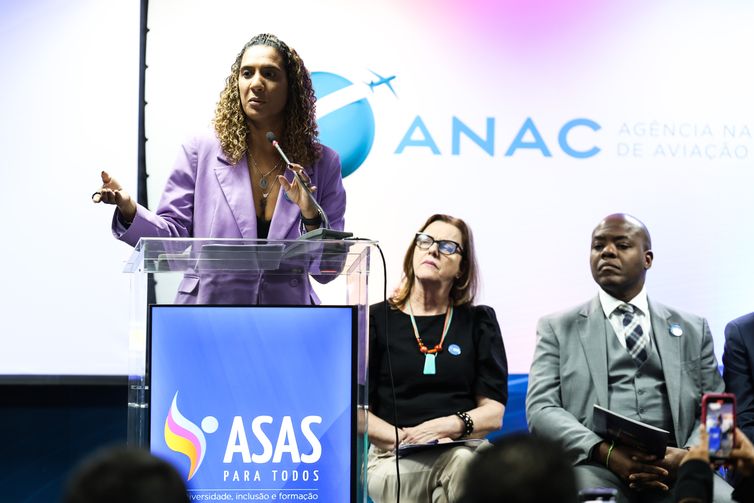 Brasília, (DF) – 03/04/2024 - A ministra da Igualdade Racial do Brasil, Anielle Franco, participa do llançamento do programa Asas para Todos. Foto Valter Campanato/Agência Brasil.