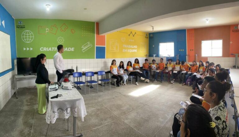 Fruto de parceria entre o PReVio e a Defensoria Pública do Ceará, projeto “Minha Escola Ensina Direitos” inicia ciclo de ações educativas em 14 escolas públicas