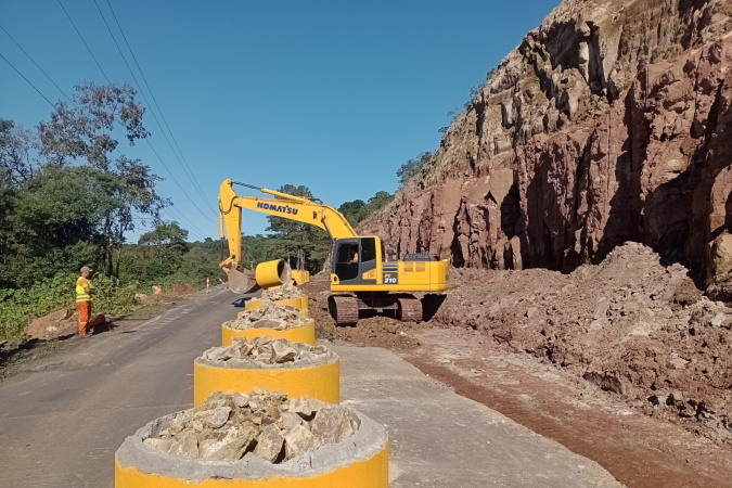 Nova obra emergencial vai conter e estabilizar taludes em rodovias de União da Vitória