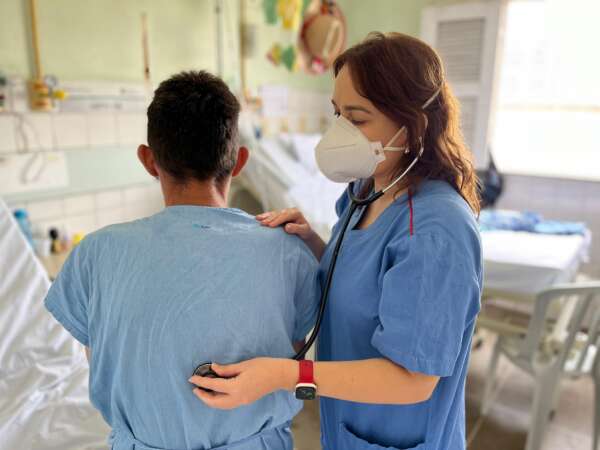 Referência no tratamento de casos mais complexos de tuberculose, Hospital São José oferece assistência multidisciplinar a pacientes com a doença