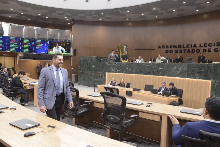 Plenário aprova incentivo ao desenvolvimento dos municípios