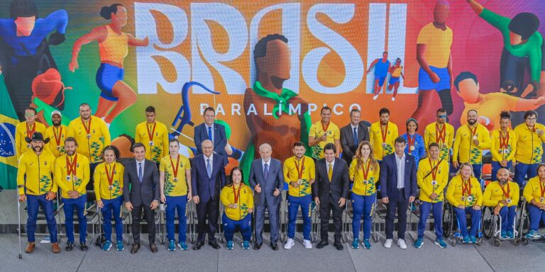 Lula diz que governo não faltará ao esporte paralímpico do país
