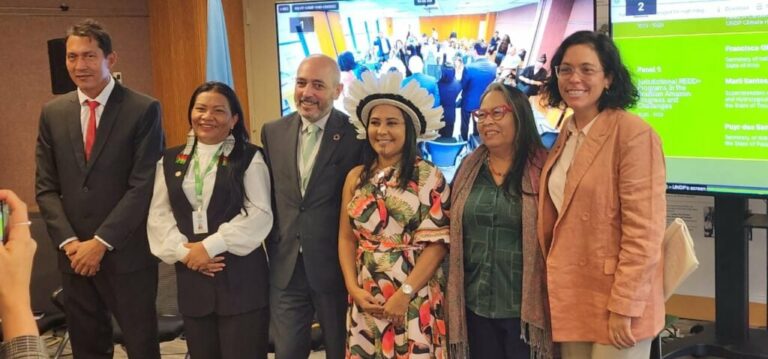 Acre protagoniza debate sobre distribuição de recursos internacionais para moradores da floresta na ONU