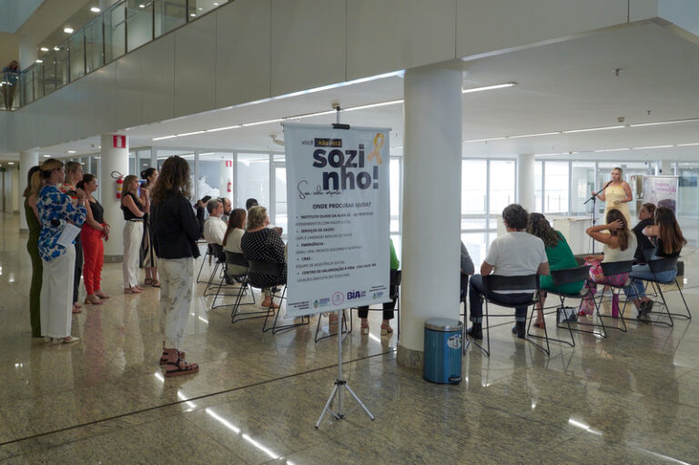 Parlamento goiano promoveu nesta quarta-feira, 18, ação em alusão à campanha Setembro Amarelo