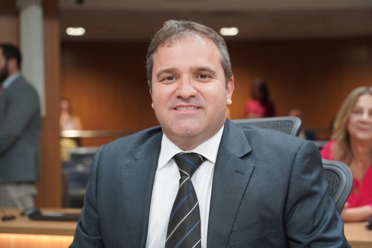 Propostas do deputado Dr. Rodrigo Fernandes prestigiam eventos de gastronomia e pesca em Niquelândia e Uruaçu