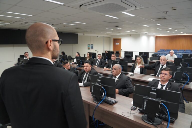 A Polícia Legislativa da Alego iniciou nesta quinta-feira, 19, um curso de capacitação em segurança de autoridades