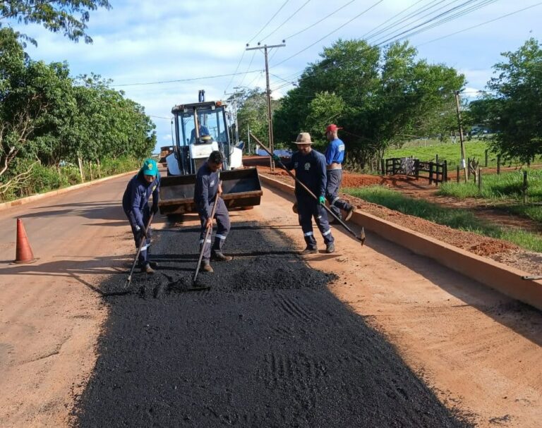 Deracre realiza manutenção em quatro rodovias do Acre