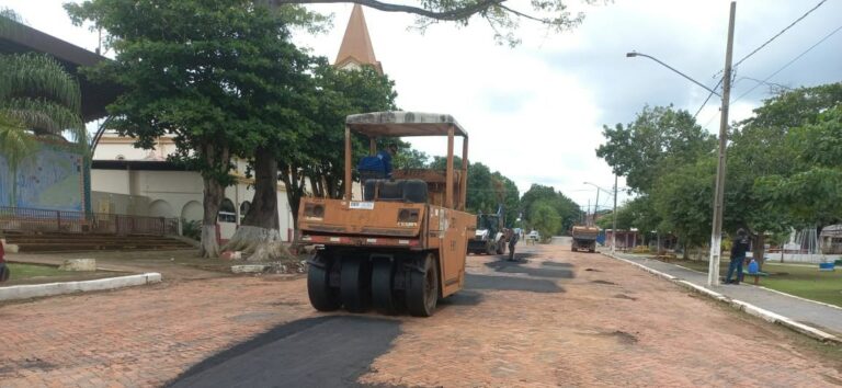 Governo do Acre e Prefeitura de Xapuri executam operação tapa-buraco nas vias da cidade