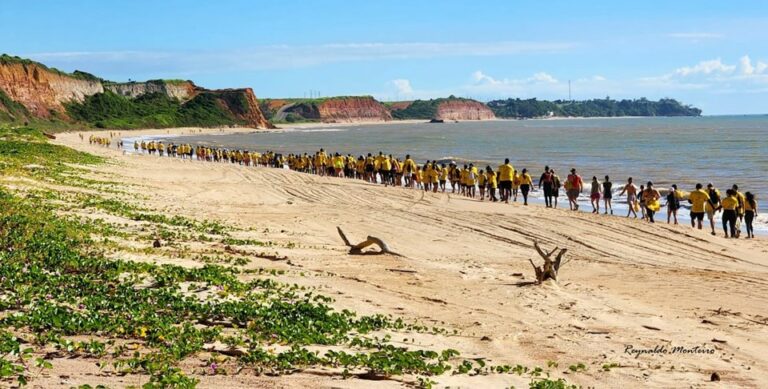 19ª Caminhada Litorânea de Marataízes apoiada pelo Iema reúne 400 participantes