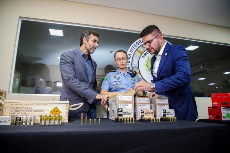 Com entrega histórica de munição para a PM, governador destaca fortalecimento das instituições no combate à violência e redução dos crimes