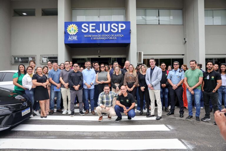 Vice-governadora continua visitas às secretarias para fortalecer união, proximidade com servidores e compromisso para 2025 
