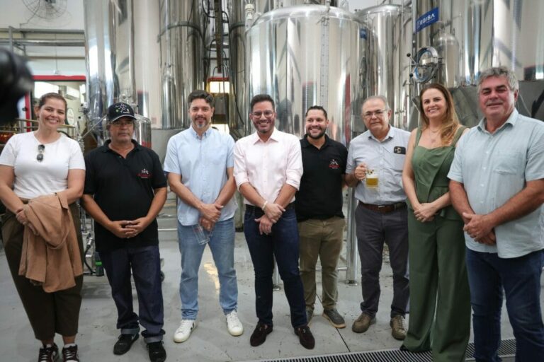 Governador Gladson Camelí visita Parque Industrial e reforça compromisso do Estado com desenvolvimento da indústria local