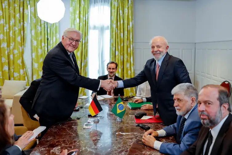 Presidente da República, Luiz Inácio Lula da Silva, durante reunião com o Presidente da República Federal da Alemanha, Frank-Walter Steinmeier. Montevidéu - Uruguai. 

Foto: Ricardo Stuckert / PR