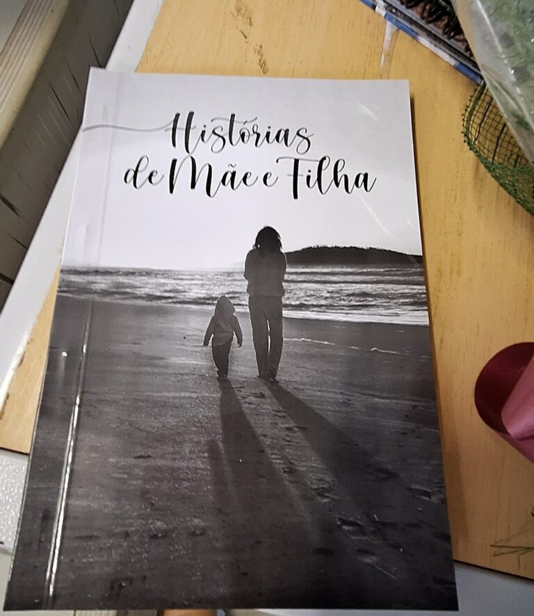Livro ‘Histórias de Mãe e Filha’ reúne contos de internas de unidade feminina de Colatina