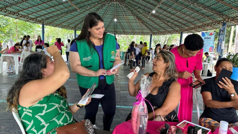 No dia da Mulher, Semulher promove atendimento psicológico, jurídico e social e realiza palestra Feminicídio Zero em Rio Branco e Xapuri
