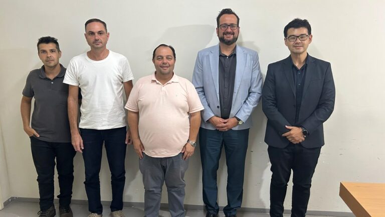 ARSP e município de Anchieta assinam convênio para avanço na gestão de Limpeza Urbana e Resíduos Sólidos