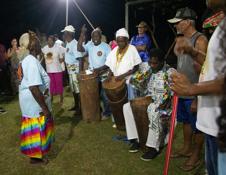 Festa Raiar da Liberdade é celebrada no Quilombo Vargem Alegre