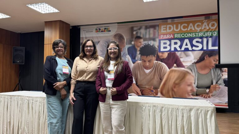 Governo do Acre pleiteia recursos no Ministério da Educação para realizar atendimentos no estado por meio do programa Mulheres Mil