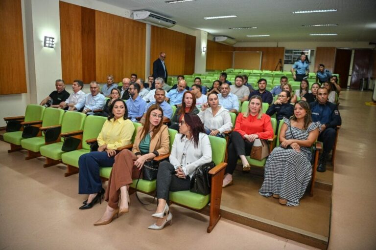 Em reunião com secretariado de governo, Gladson Camelí reafirma compromisso com o ‘ano do executar’ e destaca momento de grandes investimentos em infraestrutura e avanços sociais