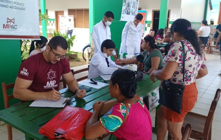 Estado apoia MP na Comunidade e leva atendimentos de saúde a moradores do bairro Ayrton Senna, em Rio Branco
