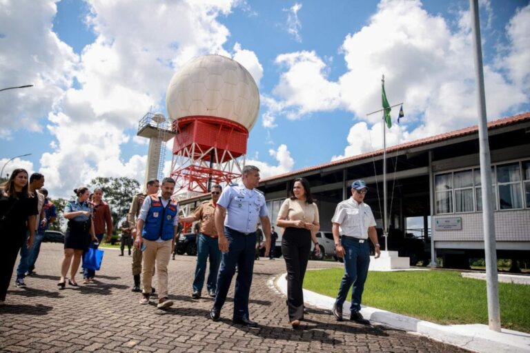 Vice-governadora Mailza visita Centro Integrado de Defesa Aérea e Controle de Tráfego Aéreo