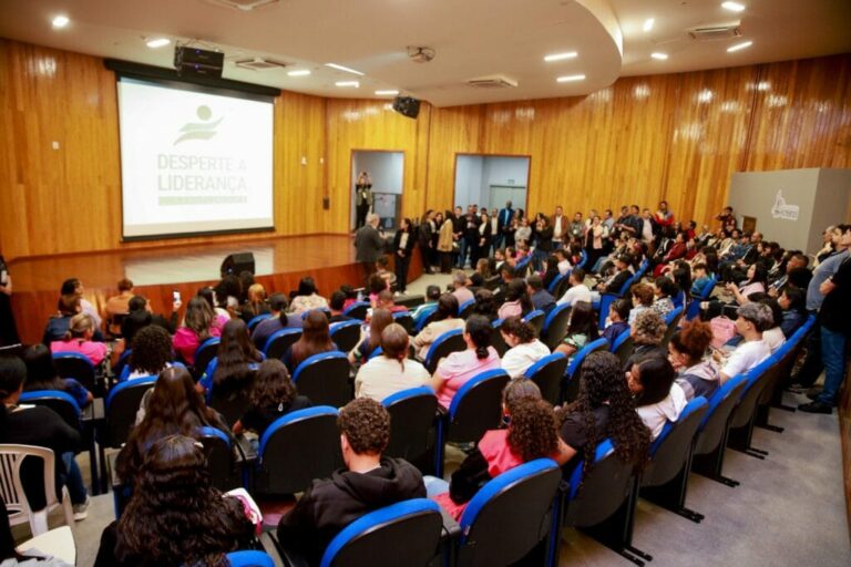 Governo do Acre promove evento para incentivar lideranças de jovens e a comunidade