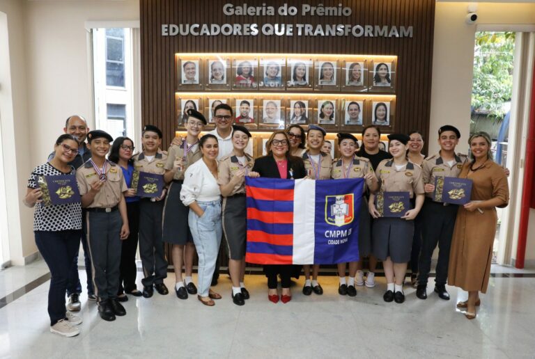 Secretaria de Educação destaca apoio a estudantes da rede estadual que vão participar da Olimpíada de Matemática no Japão