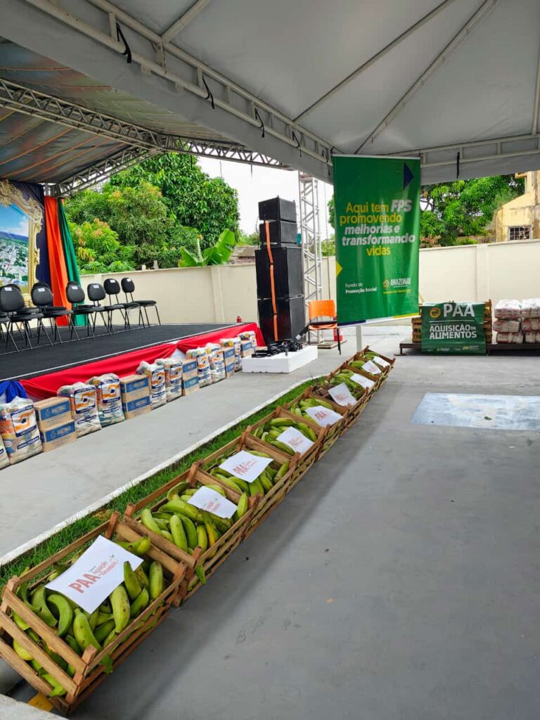 Governo do Amazonas atende famílias de Manicoré com produtos adquiridos por meio do PAA