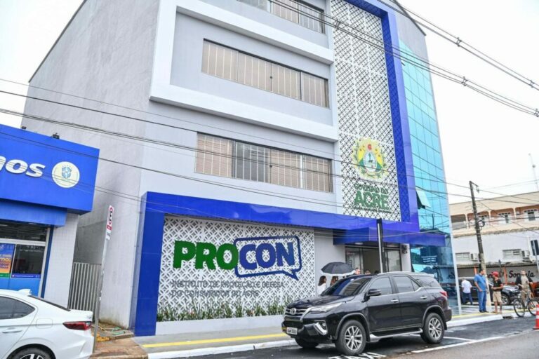 Procon orienta beneficiários do INSS sobre descontos indevidos