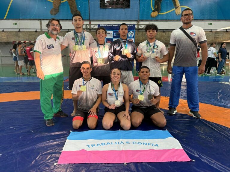 Com 17 medalhas, Espírito Santo termina em 4º lugar no Circuito Nacional de Wrestling